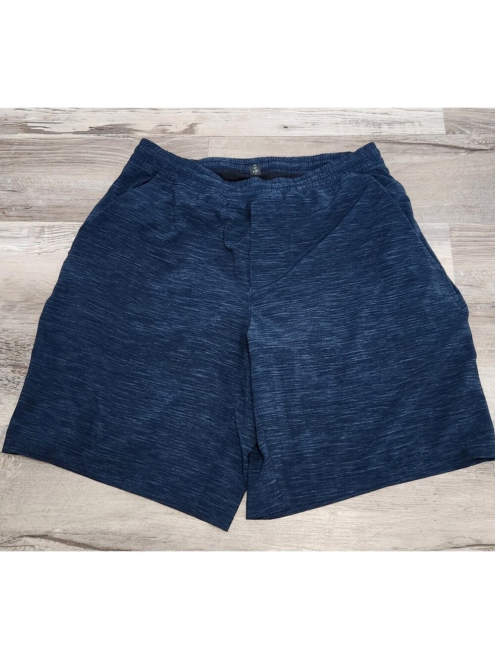 Mens Lululemon Pace Breaker Shorts Large Blue 9" Inseam